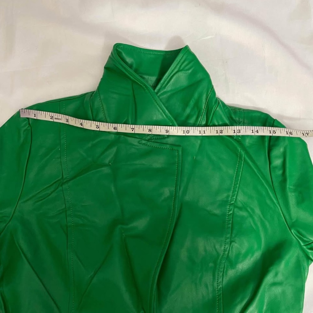 Green faux leather single breasted removable faux fur on collar trench coat - Picture 9 of 13